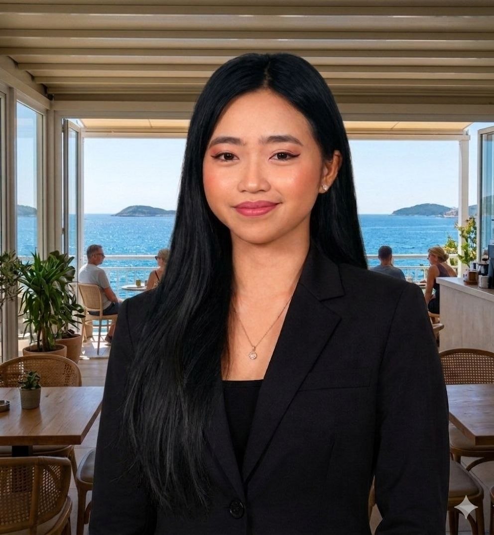 Explorene, friendly Filipina English language coach